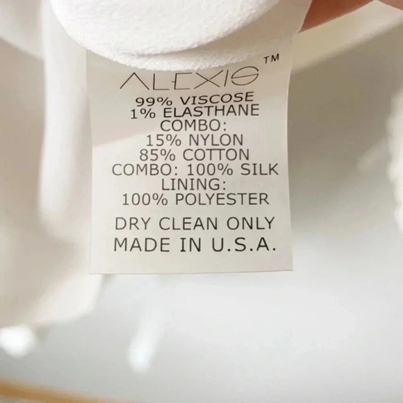 Alexis Maxine Long Sleeve Dress in White Lace size L - Picture 5 of 7